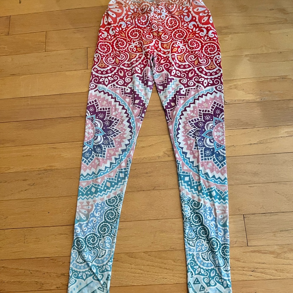 Bundle lot of Womens OS buttery leggings